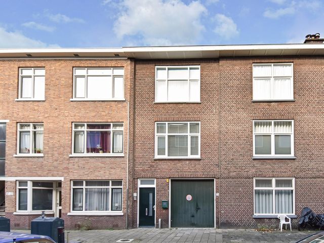 van Heurnstraat 227, Voorburg