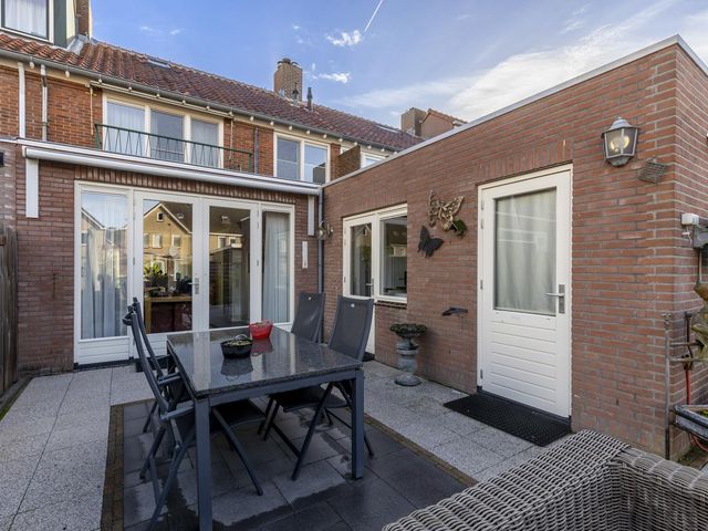 Jacob Catsstraat 18, Sliedrecht