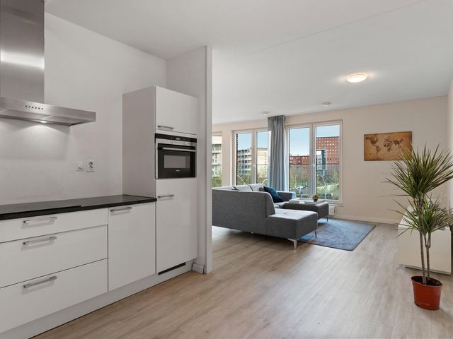 Meer en Vaart 106B, Amsterdam