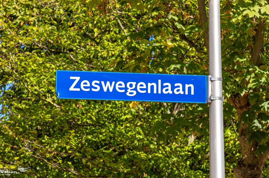 Zeswegenlaan 208