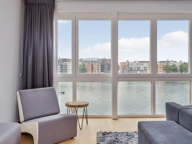 Veembroederhof 59, Amsterdam
