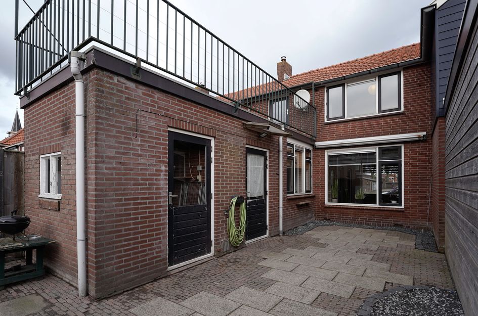 Burg Vogelaarstraat 21