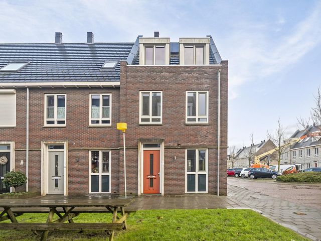 Joop den Uylstraat 16, Dordrecht