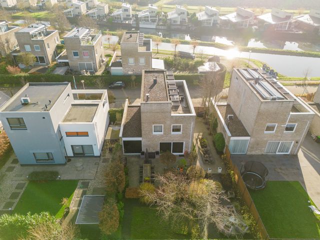 Staverdenlaan 20, Spijkenisse