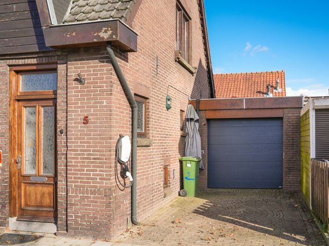 Leliestraat 5, Leerdam