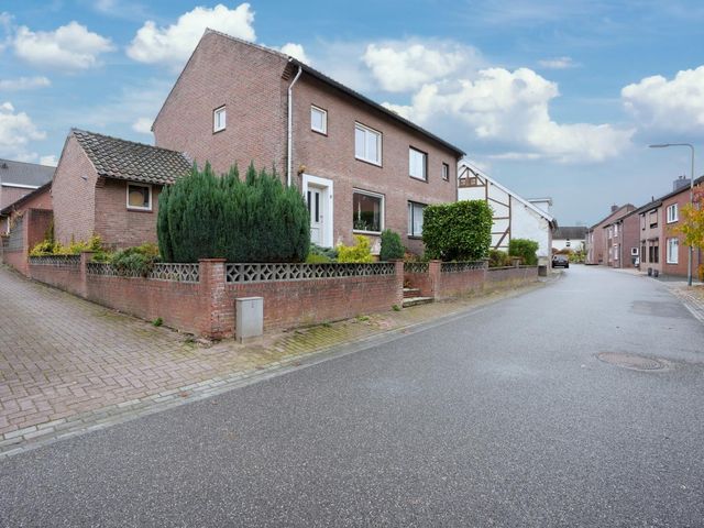 Sint Dyonisiusweg 8, Wittem