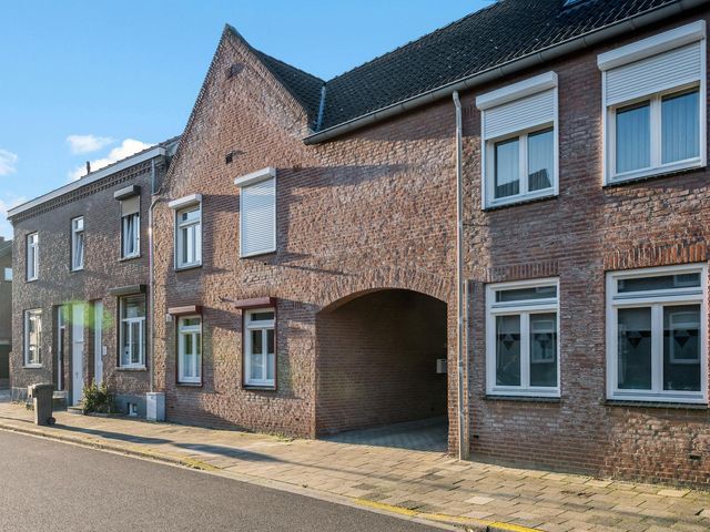 Overhoven 52, Sittard