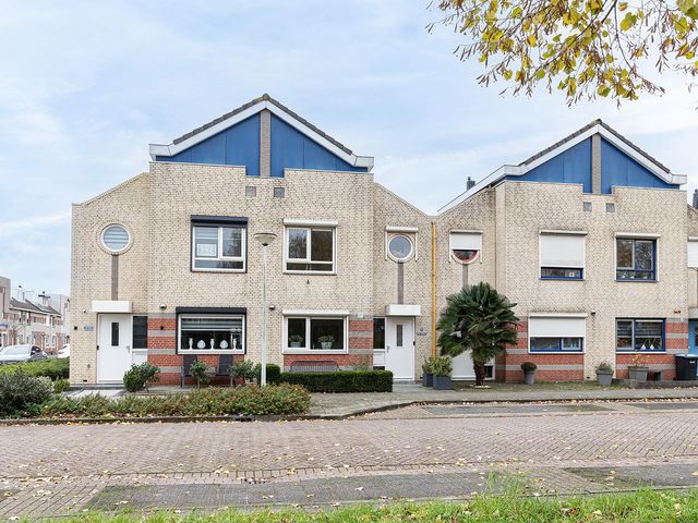 Hoefbladlaan 57, Papendrecht