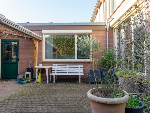 Van de Zandestraat 3, Woensdrecht