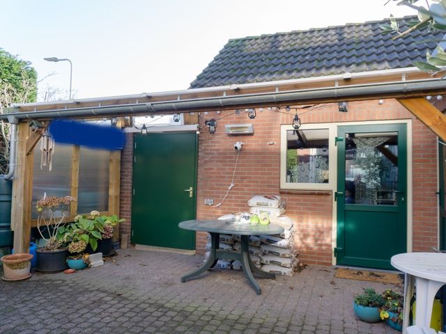 Van de Zandestraat 3, Woensdrecht