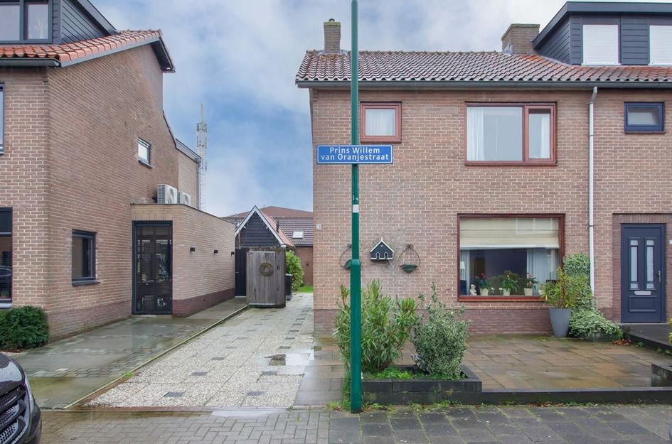 Prins Willem Van Oranjestraat 24