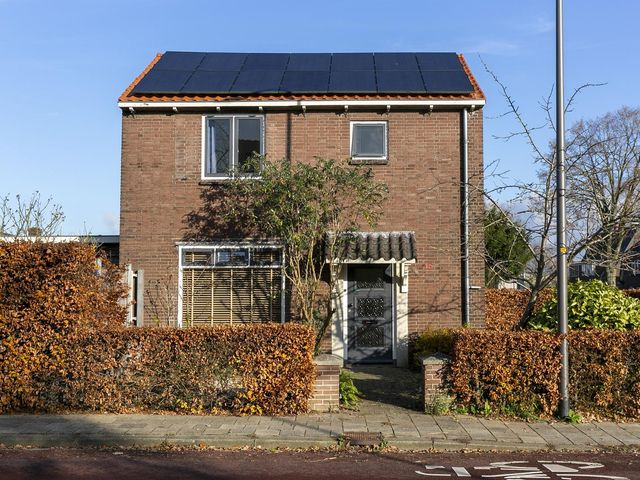 Apollostraat 15, Rheden