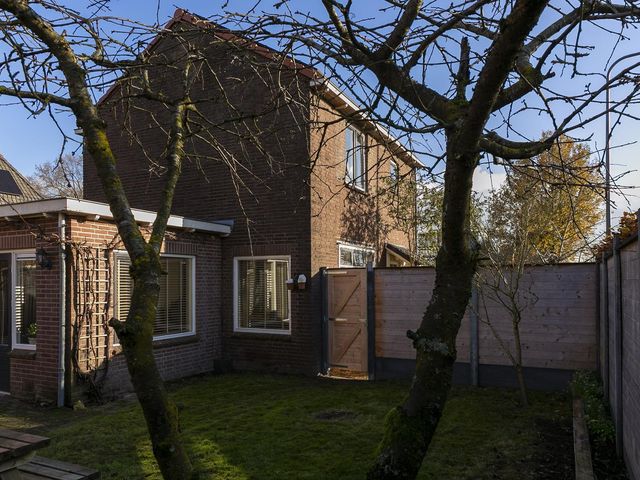 Apollostraat 15, Rheden