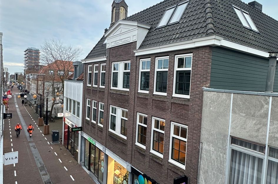 Hoogstraat 1