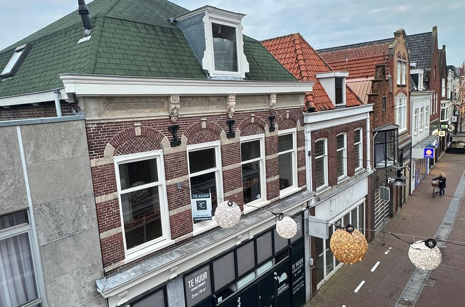 Hoogstraat 1