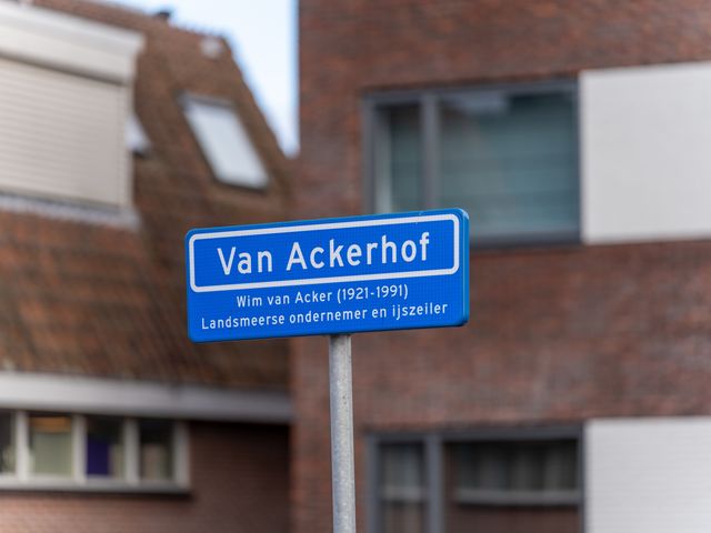 Van Ackerhof 17, Landsmeer