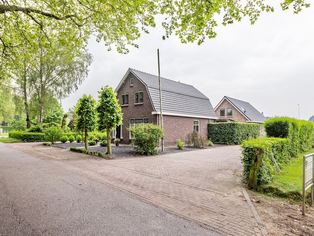 Middelbuurtseweg 34, Veenendaal