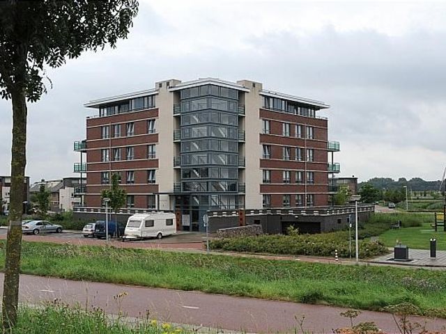 Sluisleede 8, Barendrecht