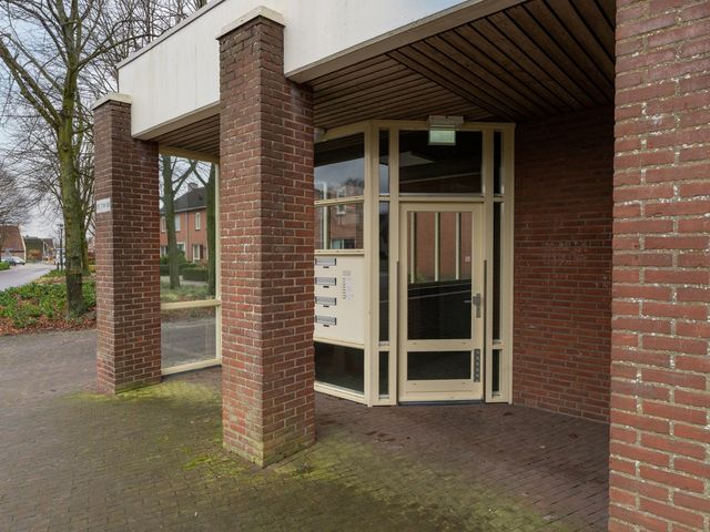 Raadhuisstraat 61, Sprang-Capelle