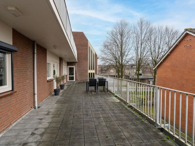 Raadhuisstraat 61, Sprang-Capelle