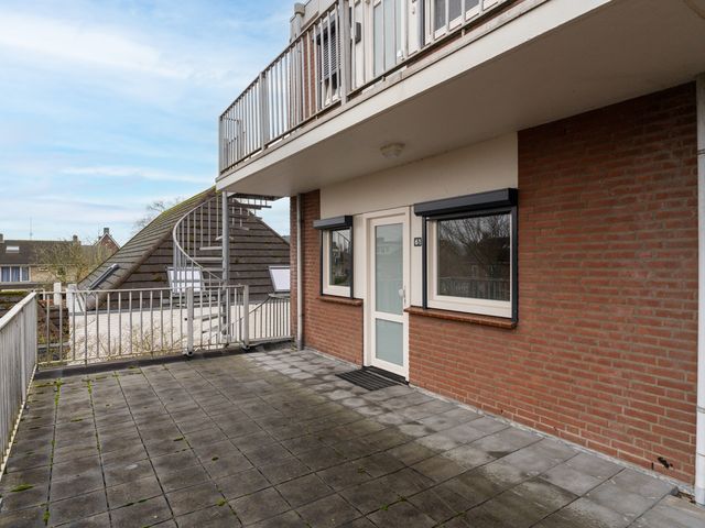 Raadhuisstraat 61, Sprang-Capelle