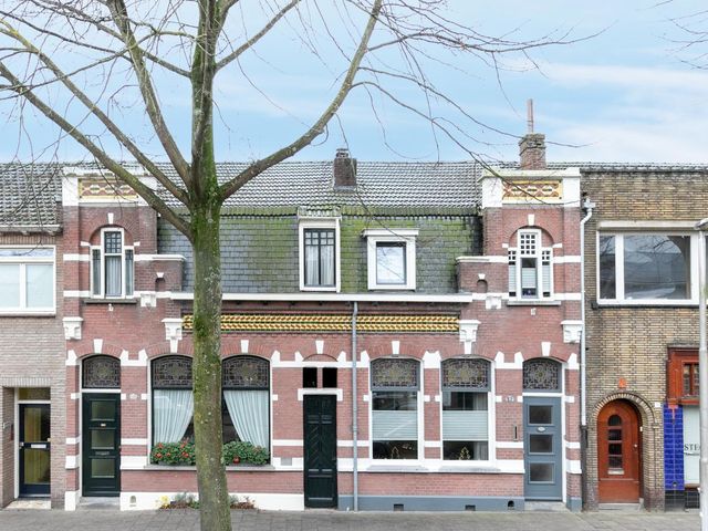 Nicolaas Pieckstraat 15, Tilburg