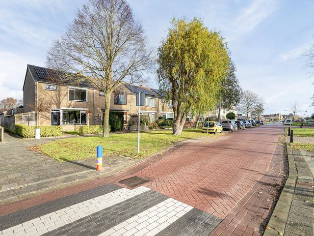 Nicolaas van Puttenstraat 27, Goudswaard