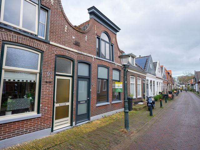 Warmoesstraat 49, Den Burg