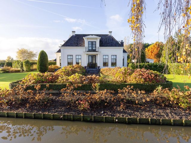 Zuiderdracht 23, Oosterblokker