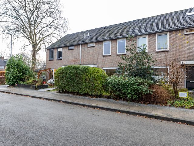 Ratelaarweg 9, Haren Gn