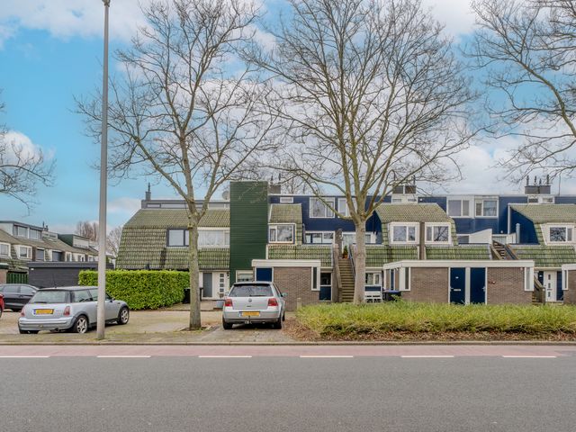 Slakkenveen 216, Spijkenisse