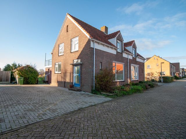 Nieuwstraat 26, Wervershoof