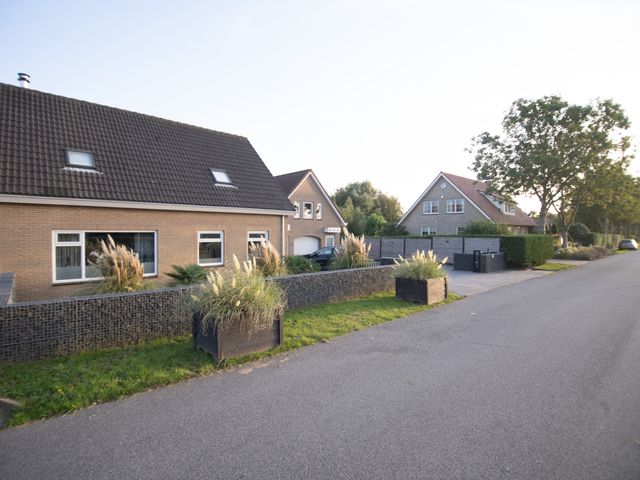 Kanaalweg Oostzijde 166, Hellevoetsluis