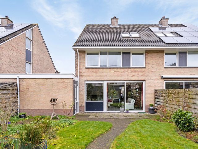 Varenmos 11, Veenendaal