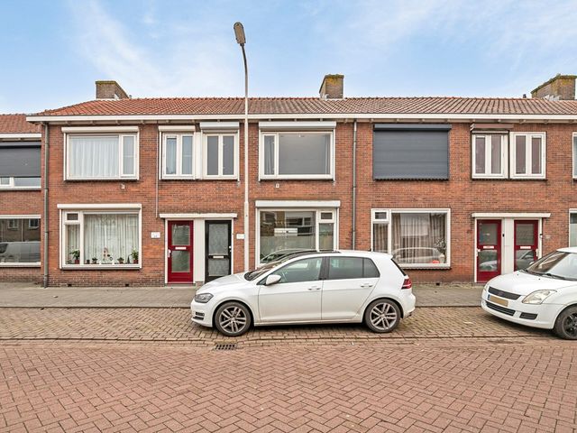 Prinses Beatrixstraat 62, Arkel