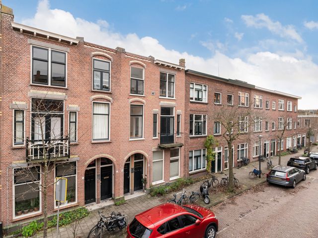 Drie Octoberstraat 18A, Leiden