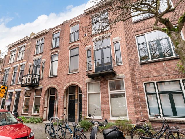 Drie Octoberstraat 18A, Leiden