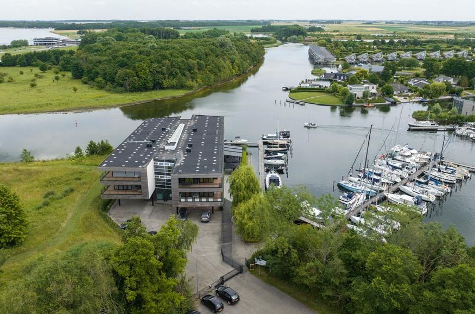 Muidenweg 1H