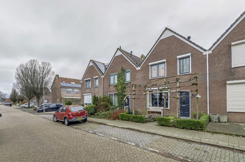 Burgemeester Bouwensestraat 37