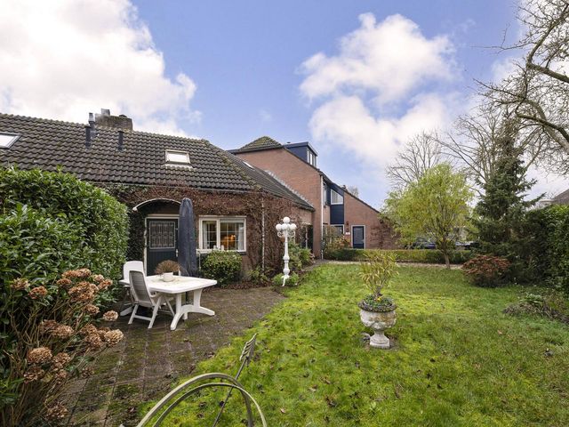 Boomklever 22, Maartensdijk