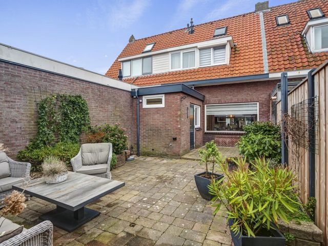 Crocusstraat 21, Den Helder