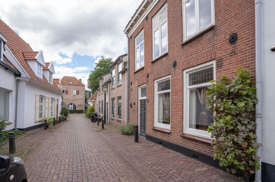 Burgtstraat 6