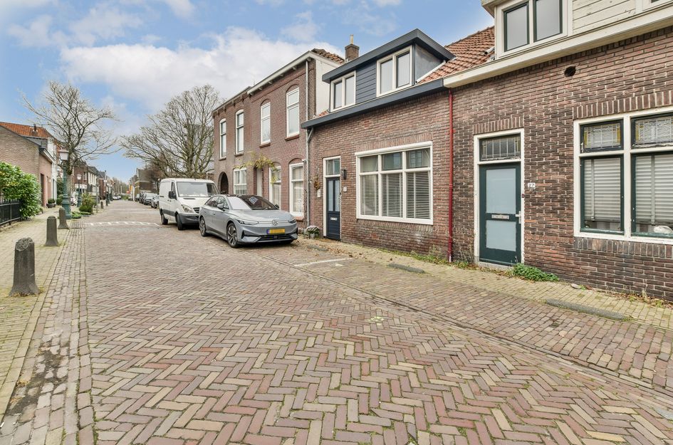 Hoofdstraat 25