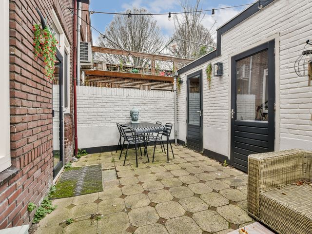 Hoofdstraat 25, Leiderdorp