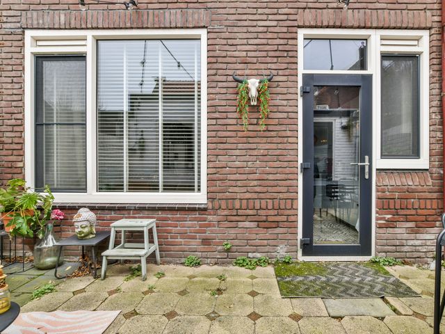 Hoofdstraat 25, Leiderdorp