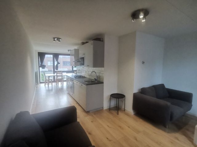 Juf Van Kempenstraat 55, Hoofddorp