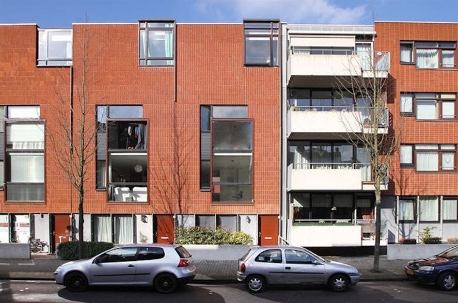 Klaas van Reeuwijkstraat 1