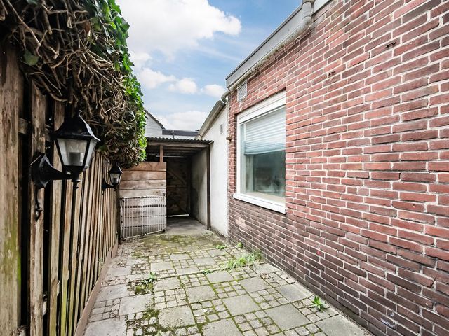 Dwarsstraat 6, Sliedrecht