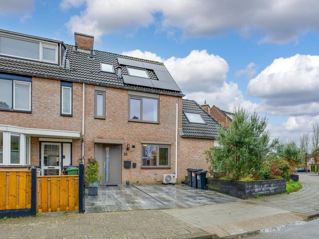 Grebbebos 33, Hoofddorp