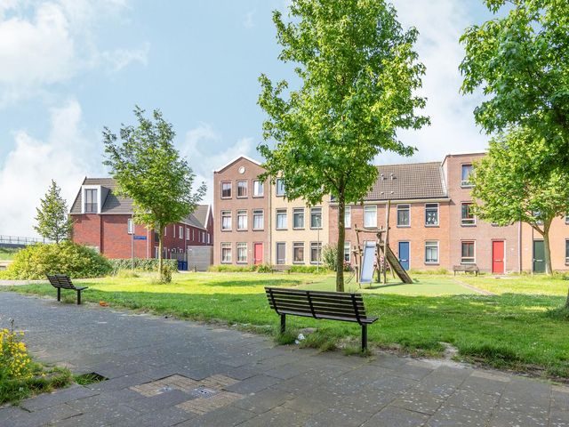 Ganeshastraat 51, Almere